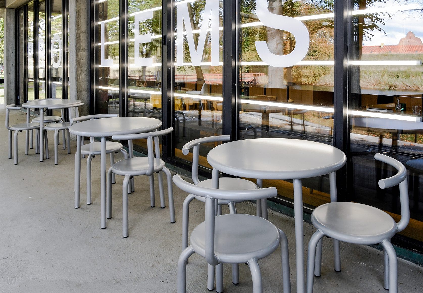 Torno Tables